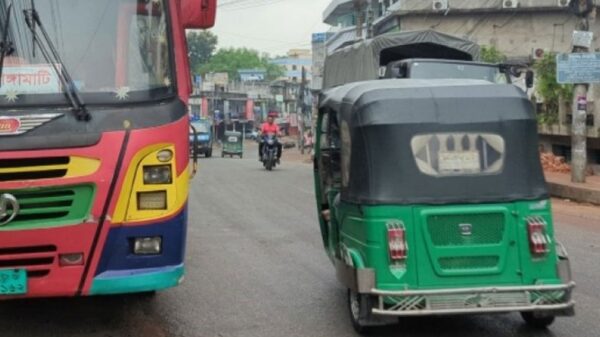 স্বাভাবিক হতে শুরু করেছে পার্বত্য জেলা রাঙ্গামাটিস্বাভাবিক হতে শুরু করেছে পার্বত্য জেলা রাঙ্গামাটি