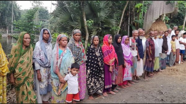 গাবতলীতে অভিযুক্তদের বিরুদ্ধে আইনানুগ ব্যবস্থা গ্রহণের জন্য মানববন্ধন