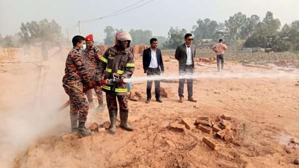 কুড়িগ্রামে ২ টি ইটভাটার কার্যক্রম সম্পূর্ণভাবে বন্ধের নির্দেশ