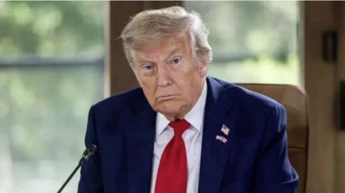 উরোপের ৮ বন্ধুদেশের ওপর শুল্ক আরোপ করলো ট্রাম্প