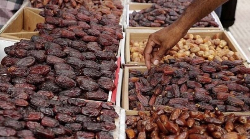 বাংলা খেজুর ২২০ থেকে মেডজুল ১৫০০, শুল্ক কমলেও স্বস্তি বাজারে