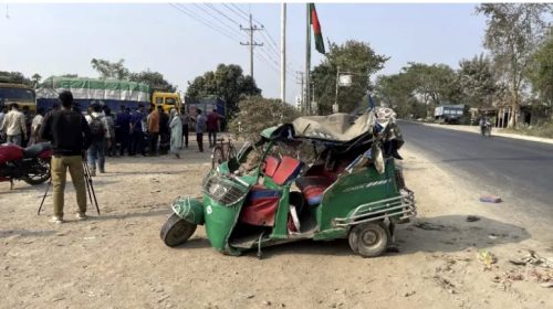 কুষ্টিয়ায় সিএনজি-ট্রাক সংঘর্ষে নিহত ৫