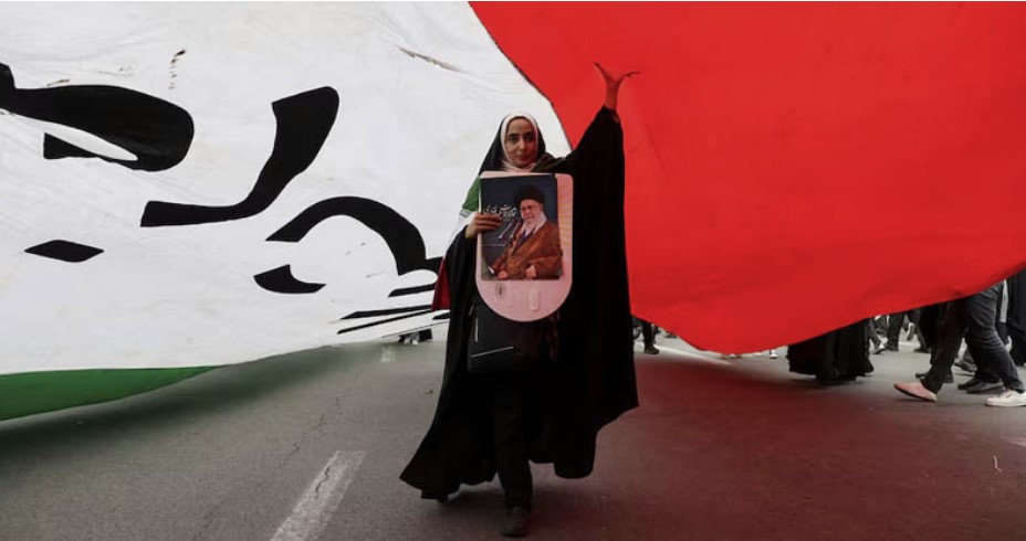 ইরানে দীর্ঘমেয়াদি সামরিক অভিযানের প্রস্তুতি নিচ্ছে যুক্তরাষ্ট্র