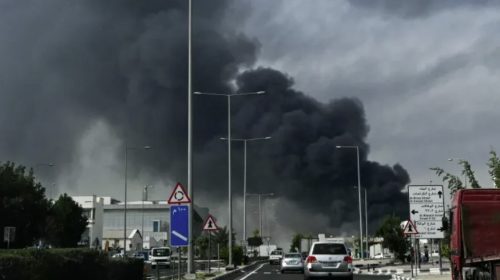 মধ্যপ্রাচ্যে ইরানের ব্যাপক হামলা, কুয়েতে দূতাবাস খালি করছে যুক্তরাষ্ট্র