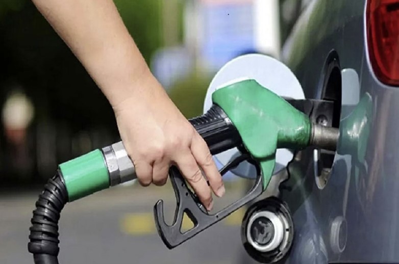 জ্বালানি সংকটের মুখে বাংলাদেশ : অকটেনের মজুত ৮ দিনের, পেট্রোল ১১ দিন