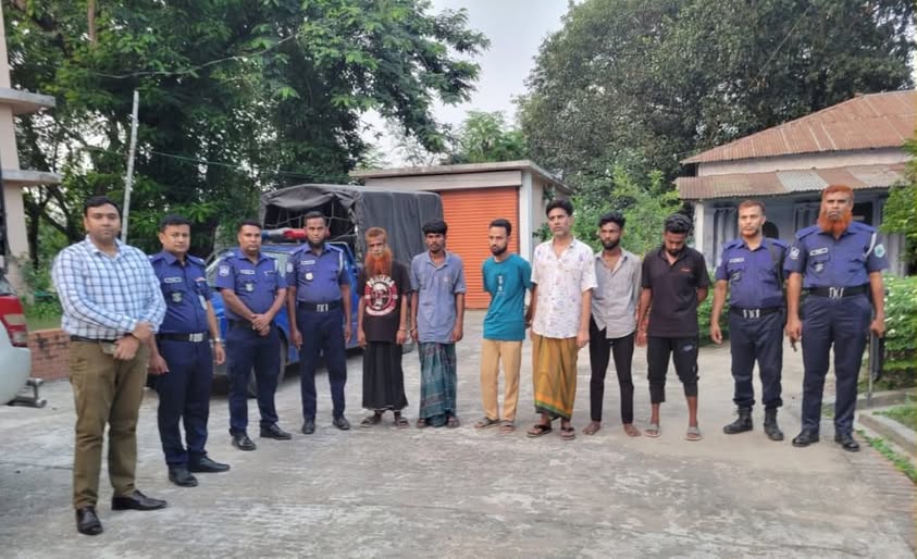 শেরপুরে মোবাইল কোর্টে মাদক সেবন ও পরিবহনে ৬ জনের কারাদণ্ড