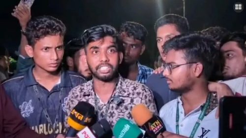 পরীক্ষা পুনর্গ্রহণের ঘোষণার পর আন্দোলন স্থগিত, শিক্ষামন্ত্রীর পদত্যাগের দাবিতে অনড় এইচএসসি পরীক্ষার্থীরা