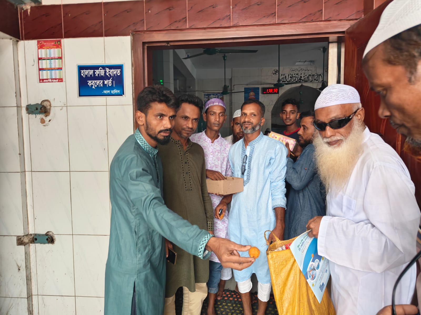 শেরপুরে ‘আমরা জুলাই যোদ্ধা’র উদ্যোগে মসজিদে দোয়া মাহফিল