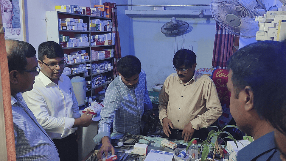 শেরপুরে ভুয়া সুনীল ডাক্তারকে ১ লাখ টাকা জরিমানা, ৭ দিনের জেল