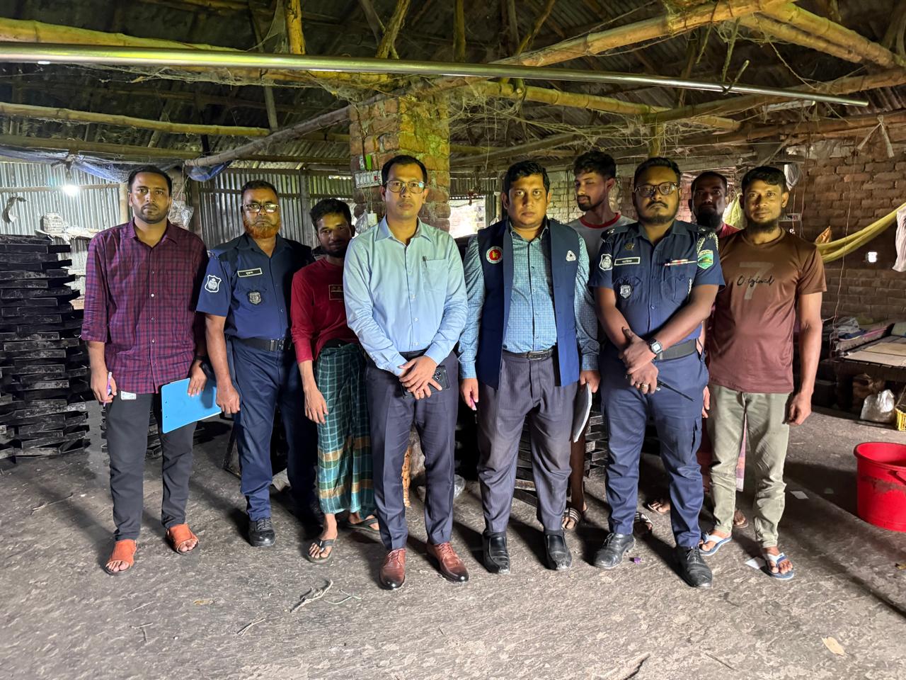 কাহালুতে বেকারিতে বিএসটিআইয়ের অভিযান, ১২ হাজার টাকা জরিমানা