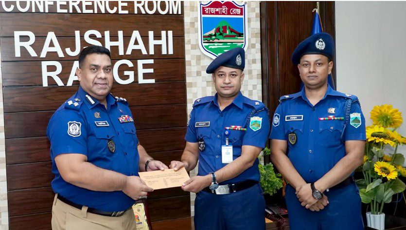 রাজশাহী রেঞ্জের সেরা তদন্ত কর্মকর্তা শেরপুর থানার জয়নুল আবেদীন