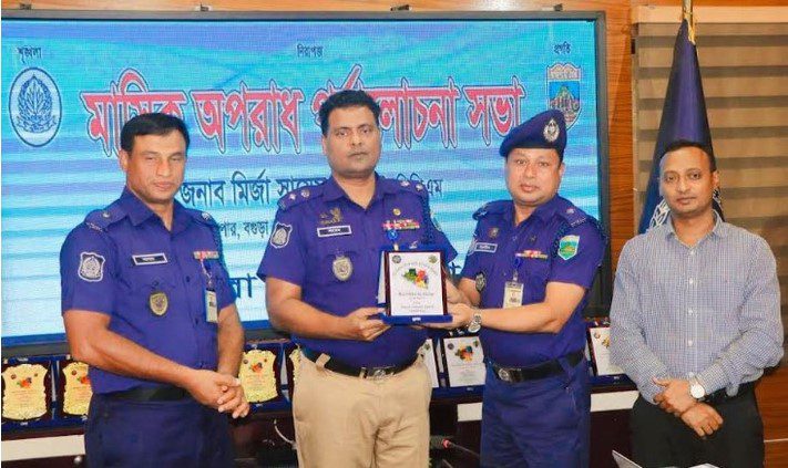 টানা দুই মাসে সেরা ওসি বগুড়া সদর থানার ইব্রাহিম আলী