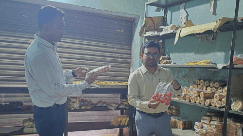 লামিয়া বেকারিতে অভিযান, ১০ হাজার টাকা জরিমানা ও কারখানা সিলগালা