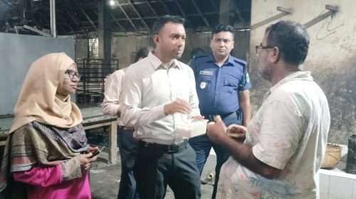 গাবতলীতে অস্বাস্থ্যকর পরিবেশে খাদ্য তৈরি, স্বর্ণা বেকারিকে ২০ হাজার টাকা জরিমানা